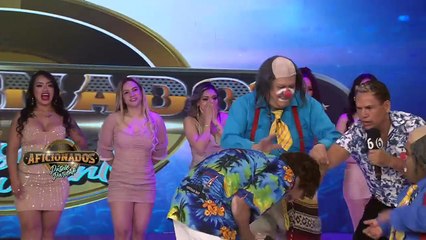 'Konan' hace garras a este aficionado