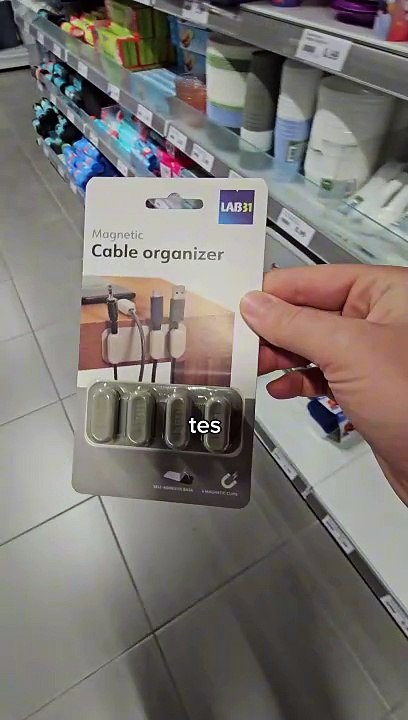 je teste cet organisateur de câbles