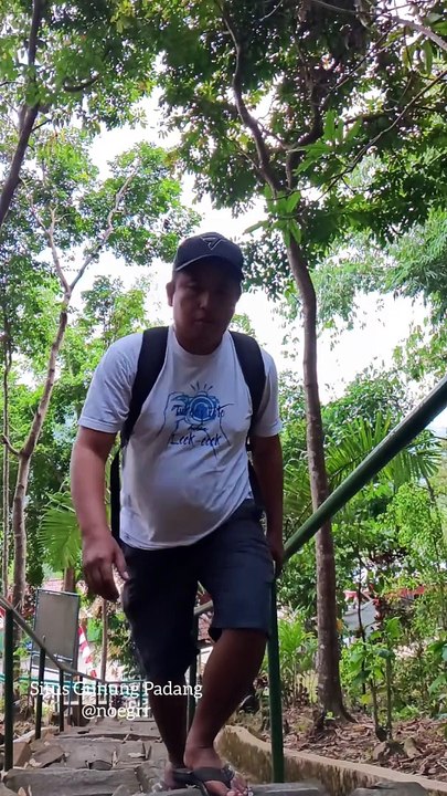 Situs megalitikum Gunung Padang, Cianjur   #situsmegalithikum #gunungpadang #situsgunungpadang #megalithikumsite #cianjur #megalithikum #warisankuno