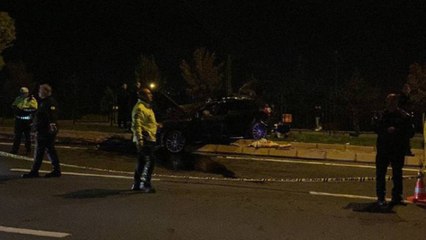 Kayseri'de otomobil TIR'a çarptı