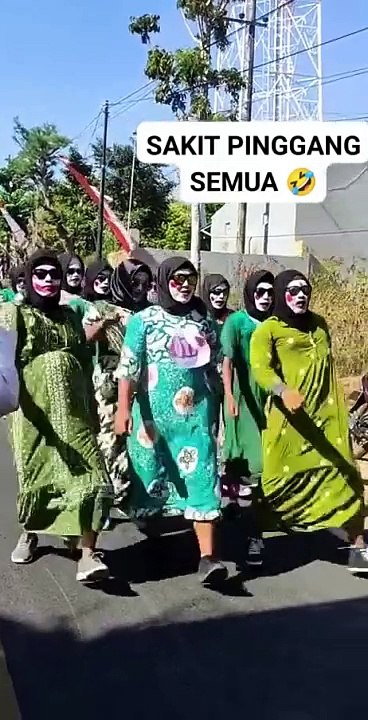 Pada kena encok semua
