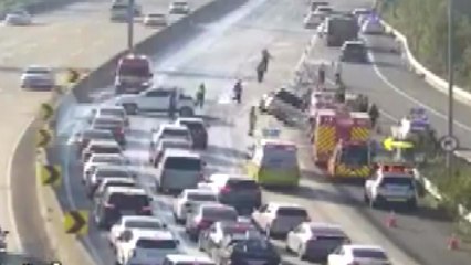 경부고속도로에 페인트 쏟아져...수습에 1시간 걸려 / YTN