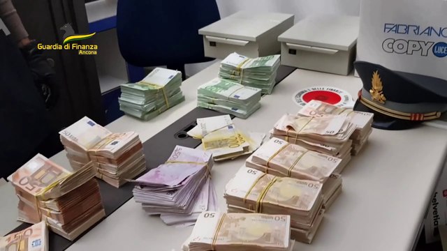 Ancona, operazione Ghost Broker . Accertata truffa per 15mln di euro