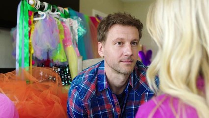 La petite fille oubliée Bande-annonce (EN)