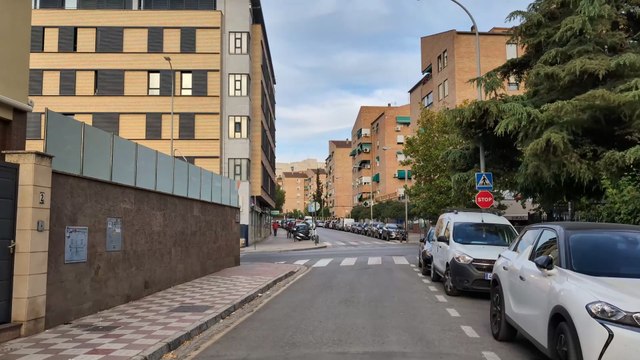 Google Pixel 8 Pro - 4K 60 FPS diurno