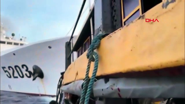 Çin Sahil Güvenlik Gemisi Filipinler İkmal Gemisine Çarptı