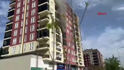Bursa'da 11 Katlı Binada Yangın Çıktı