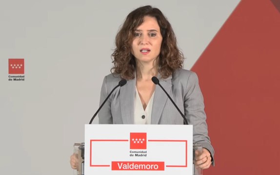 Ayuso, en defensa de Javier Milei: Nada desearía más que el cambio político en Argentina