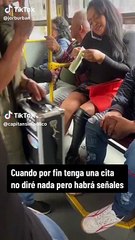Mujer se depila las piernas en el metro y causa asco entre los pasajeros
