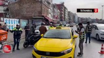 Kadiköy'de ceza yazılan taksici emniyet kemeri takmadım polis arkadaşlar da gerekeni yaptı