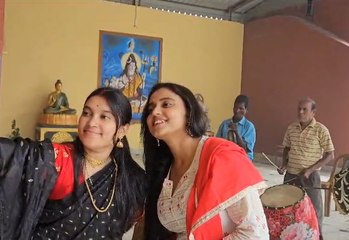 দুর্গাপুজোয় কলকাতা ছেড়ে গ্রামের বাড়িতে অভিনেত্রী অন্বেষা হাজরা