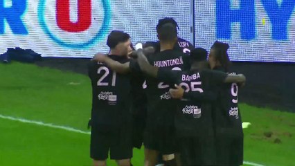 Zinedine Ferhat passeur décisif face à Bordeaux