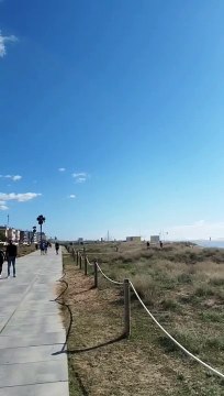 Estado de la playa de Castelldefels tras el paso de la borrasca Aline en Barcelona / Noticias de Castelldefels