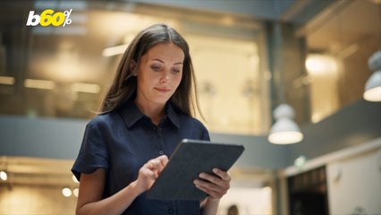 This Age is When Women Feel Confident