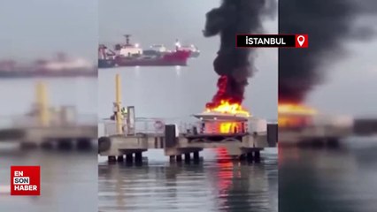 Bakırköy’de lüks tekne alevlere teslim oldu