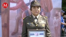 Ángeles Contreras es la primera mujer paracaidista del Ejército Mexicano