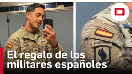 El simbólico regalo de militares españoles a un instructor de la US Army