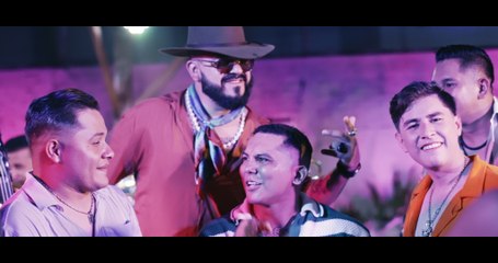 Banda Los Recoditos - Y ¿Qué Tiene?