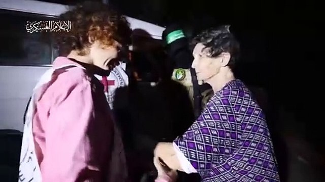 Primeras imágenes de la liberación de dos octogenarias israelíes por Hamás