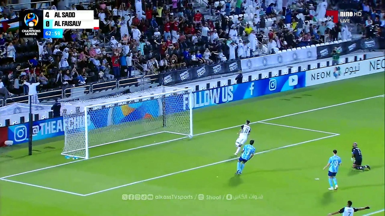 3ème but Bounedjah vs Al Faisaly