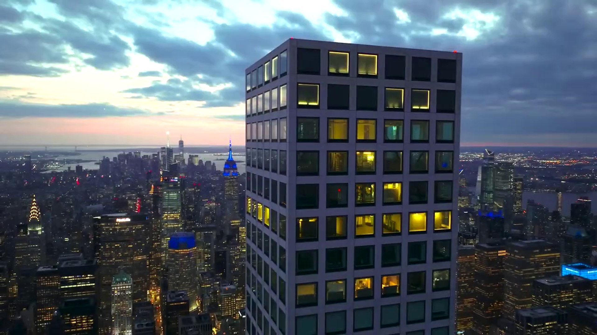⁣New York in 8K Ultra HD  Capital of Earth 240FPS  8K TV_720p
