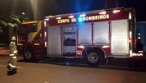 Bombeiros resgatam gatinho de bueiro no Santa Cruz