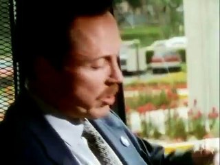 Meurtre en suspens Bande-annonce (EN)