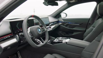 BMW i5 M60 xDrive Interior Design in Alpine White