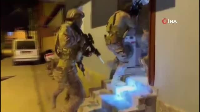 Bakan Yerlikaya: 81 ilde aranan şahıslara yönelik yapılan operasyonlarda arama kaydı bulunan 4 bin 173 firari yakalandı