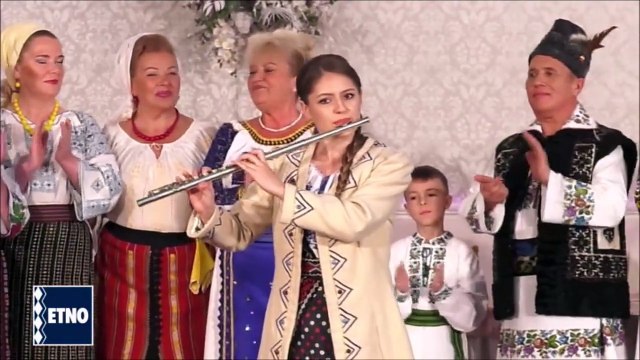 Madalina Artem - Am plecat de mult de-acasa (Seara romanasca - ETNO TV - 23.10.2023)