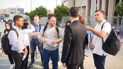 Yabancı uyruklu öğrencileri muhasebeci dolandırdı