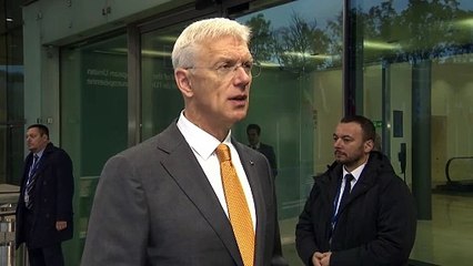 Letònia tampoc veu bé l’oficialitat del català: “Ara no és el moment”