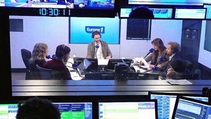 Pierre-Antoine Damecourt, alias Julien Dupleix, ancien commentateur de foot devenu commentateur de la vie politique