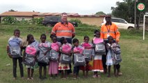 Région- Man/ Une société d’exploitation minière offre des kits scolaires aux écoliers des villages riverains