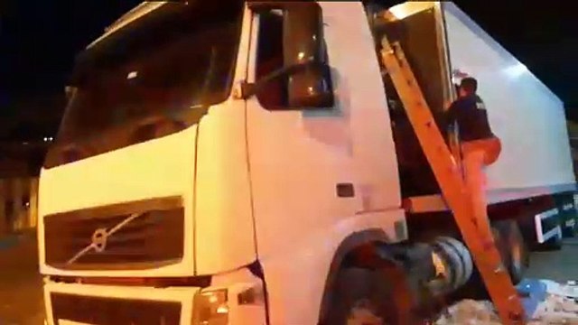 PRF apreende 1.465 kg de maconha que foram carregados em Cascavel e estavam sendo levados a São Paulo