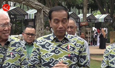 Скачать видео: Jokowi Reshuffle Kabinet, AHY Jadi Menteri Pertanian?