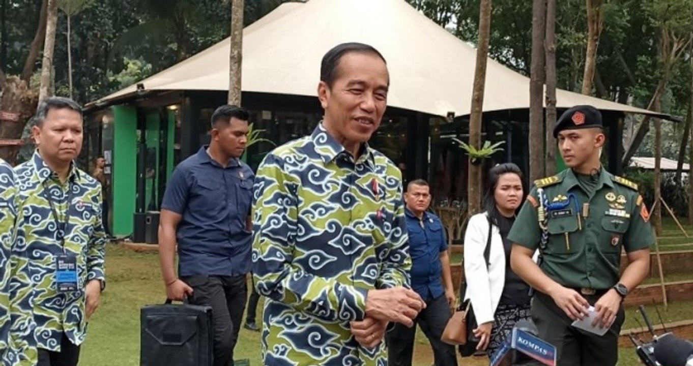 Jokowi Santai Dilaporkan ke KPK soal Nepotisme