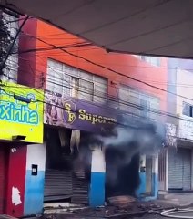 Militares foram acionados para controlar incêndio em mercadinho de Palmeira dos Índios