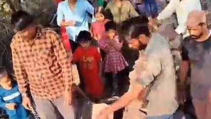 बारां: दशहरे पर अनूठी परंपरा: ग्रामीण बैलों की तरह जुतकर खींचते हैं लोकदेवता घांसभैरू