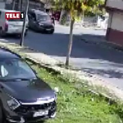 Kardeşiyle karşıya geçmeye çalışan çocuğa araba çarptı