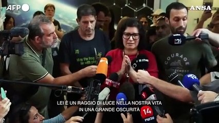 Israele, la figlia di una donna liberata da Hamas: "Raggio di luce nelle nostre vite"