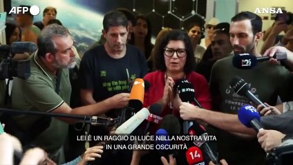 Israele, la figlia di una donna liberata da Hamas: "Raggio di luce nelle nostre vite"