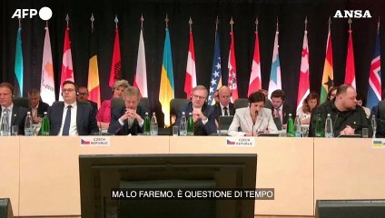 Ucraina, Zelensky: "La flotta russa sta abbandonando il Mar Nero"