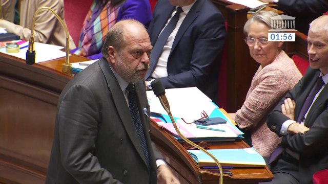 Terrorisme en France: Où êtes-vous pour dire que nous avons éviter 43 attentats? [...] Vous surfez sur les morts rétorque Éric Dupond-Moretti à Nicolas Dupont-Aignan
