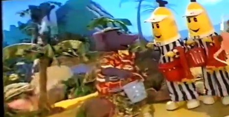 Bananas in Pyjamas Bananas in Pyjamas E077 Sand Festival