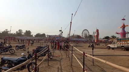 विजयदशमी :  दिन भर मेले में रही रौनक शाम को बुराई का दहन