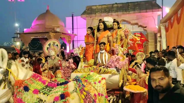 सरयू के तट से देखे डिजिटल रावण दहन, श्री राम भूमिका में भोजपुरी स्टार खेसारी लाल