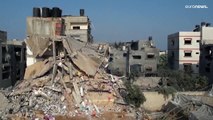 شاهد: تدمير مبنى سكني في غارة جوية إسرائيلي على مدينة غزة