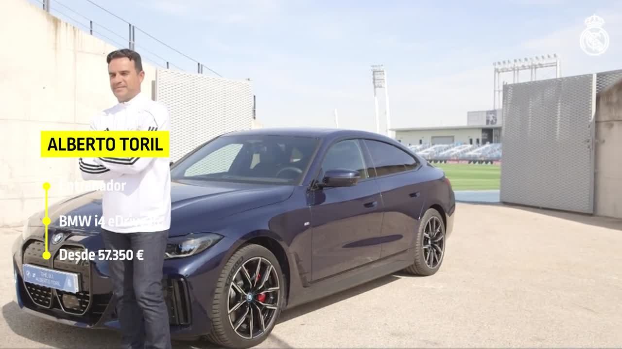 Las jugadoras del Real Madrid reciben sus BMW