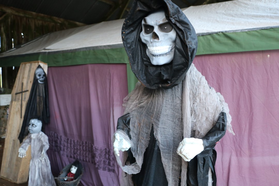 halloween-le-village-de-lhorreur-pres-de-fougeres